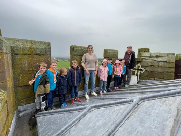 beavers on roof of st andrews tower oct 2023 image6609