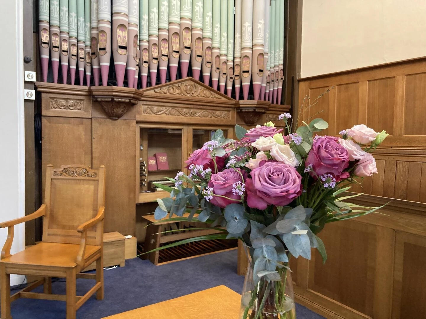 Amc Organ & Flowers