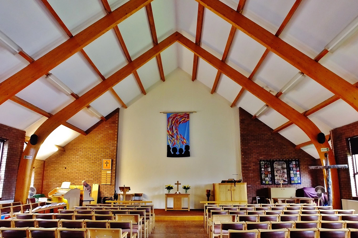 Romiley Methodist Church – Interior