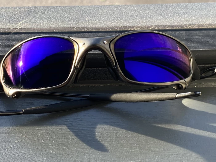 Oakley Juliet sunglasses with blue lenses
