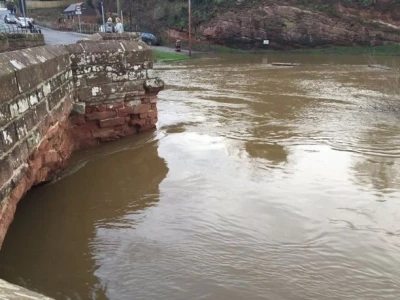 Farndon bridge flood