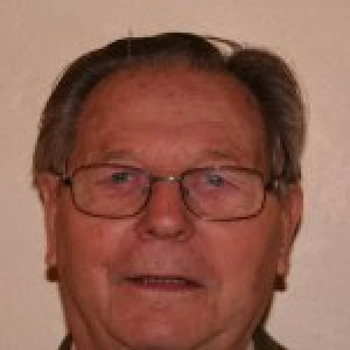ALAN CROSS