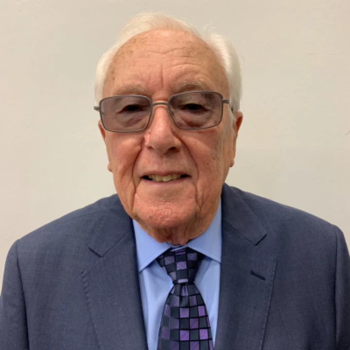 Peter Mayhew Smith