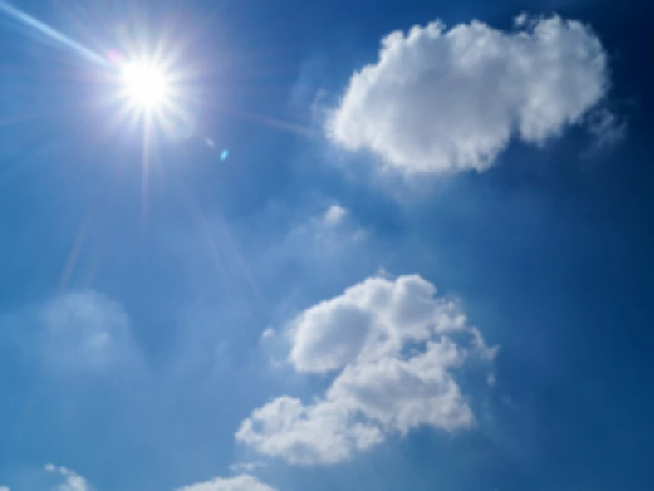 sunny-sky-with-clouds