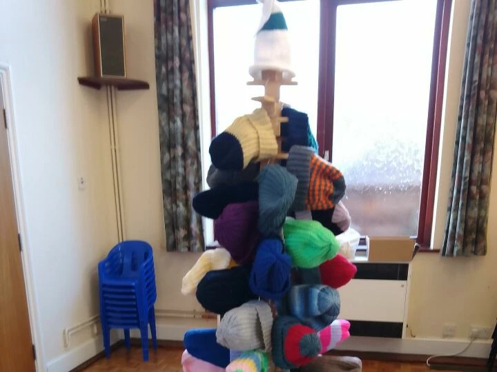 Hat tree