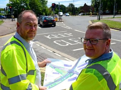 A418 Oxford Road improvements – Mark Shaw and Paul Irwin with plan DSC_1652