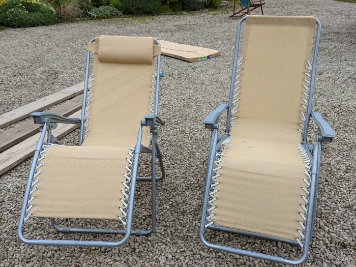 2 X Zero Gravity Chair Reclining Sun Lounger Outdo