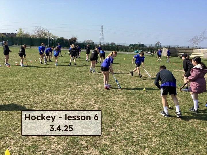 PE hockey