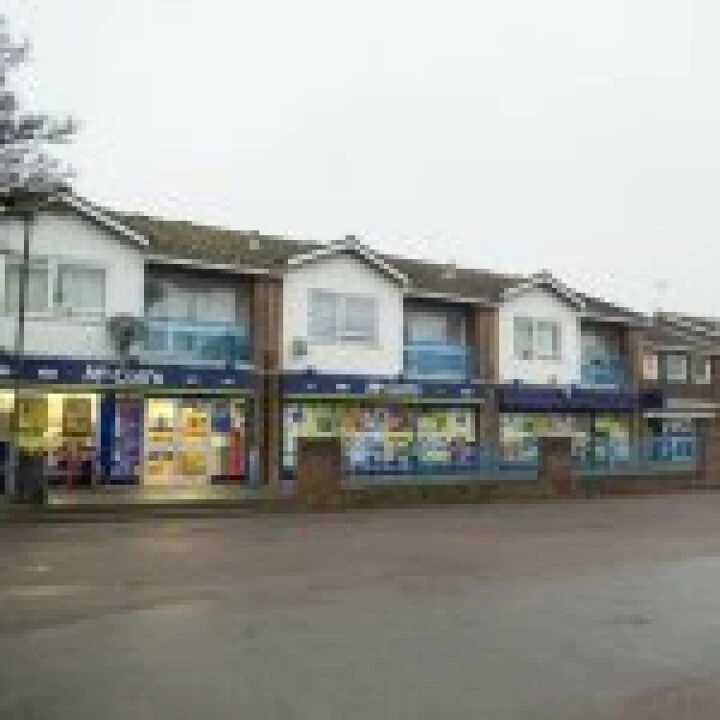 Banks Parade 01