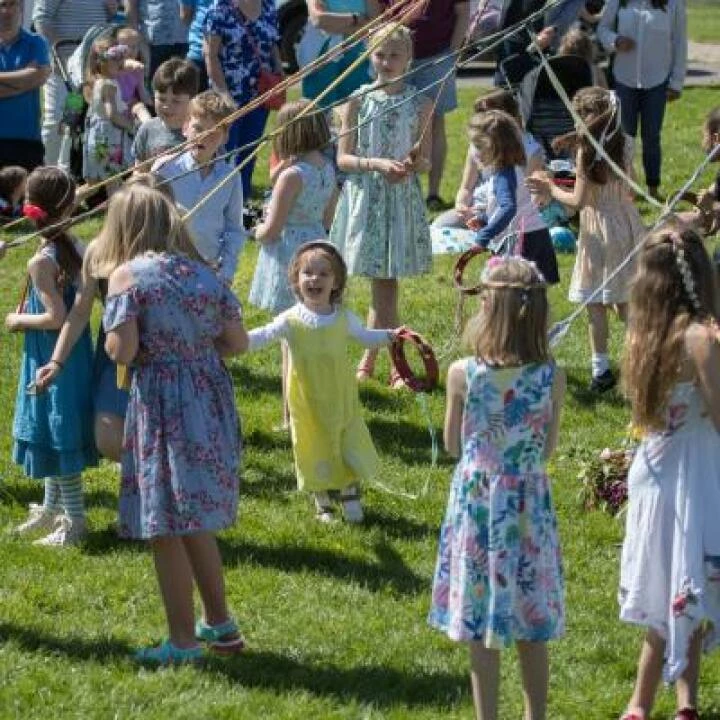 Maypole 75