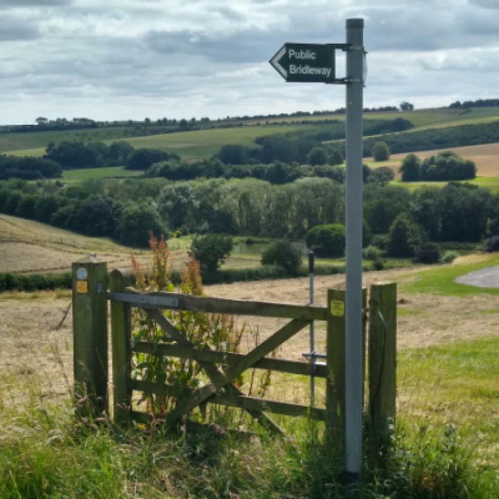 Gate & sign