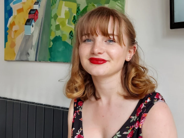 Madeleine Smith 01