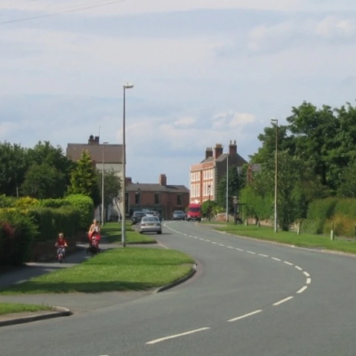 Tarporley Rd