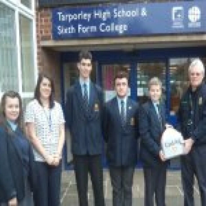 Tarporley Hs Defib Photo