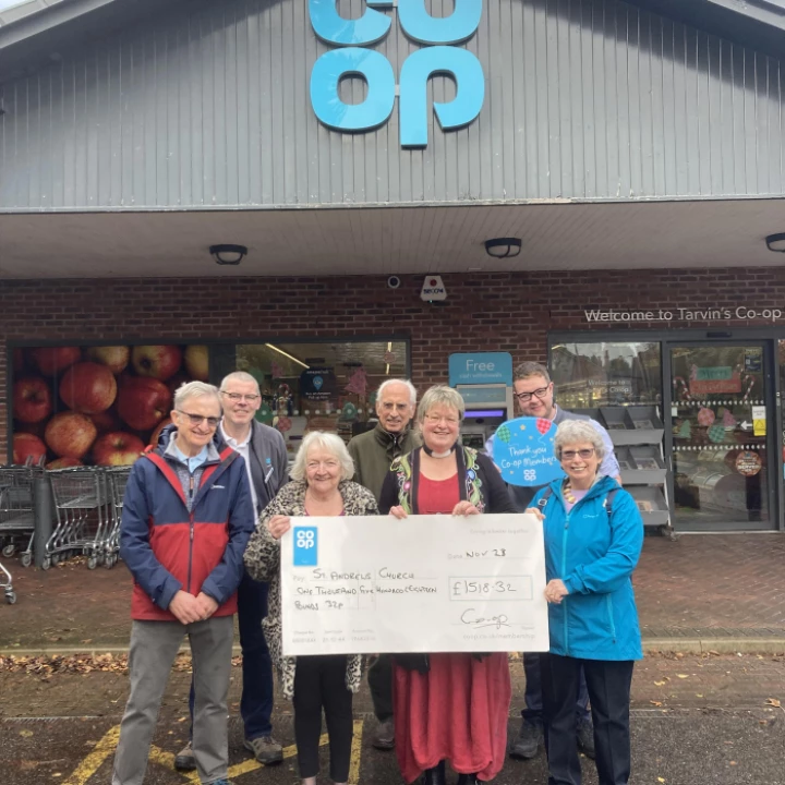 St Andrews Receiving Co-op Community Fund Cheque Nov 2023 Img_5882