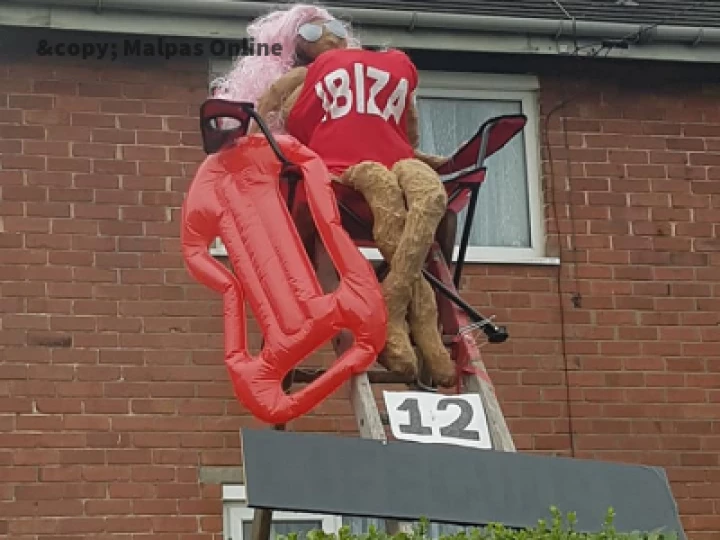 Scarecrow 11