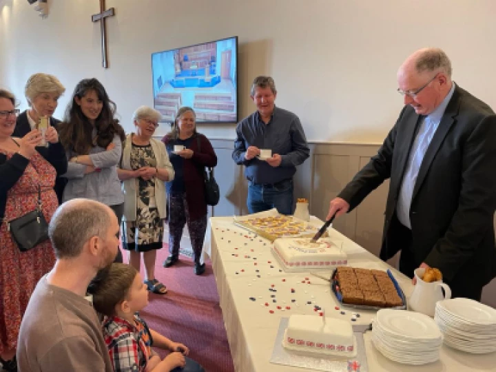 Coronation Cake Cutting