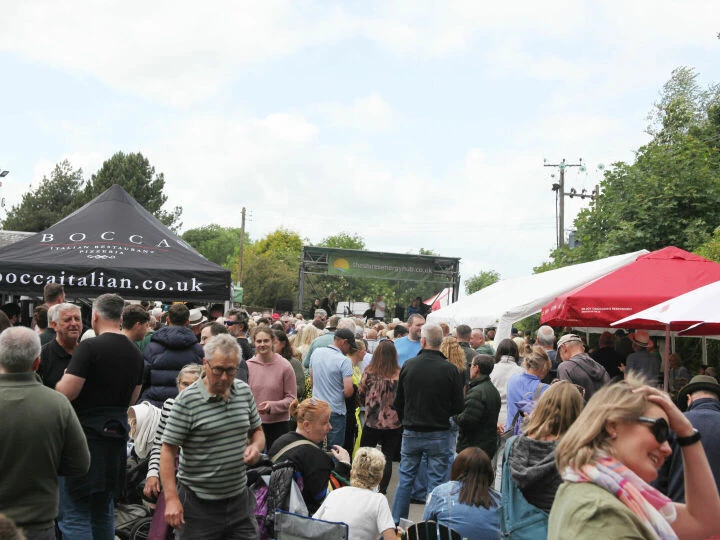Shroppie-Crowds