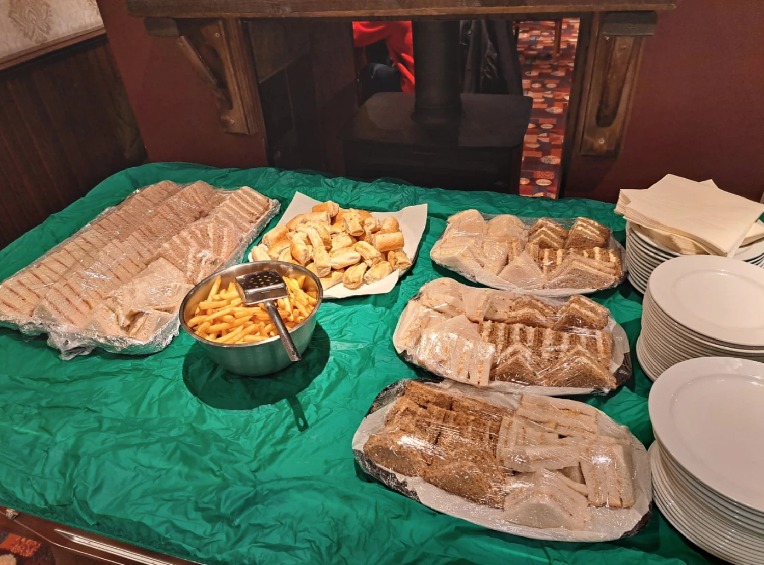 bridge  inn  quiz buffet