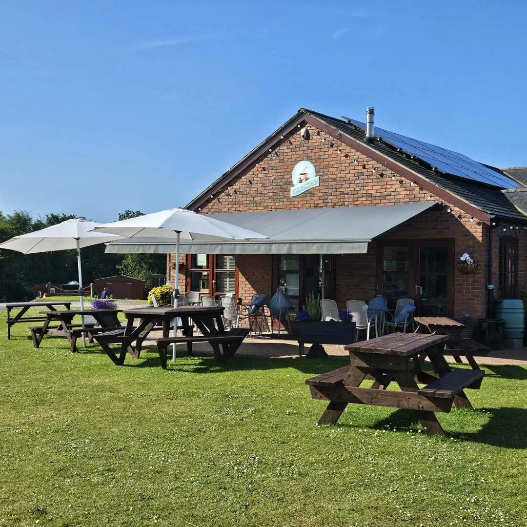 cafe at bridge 80