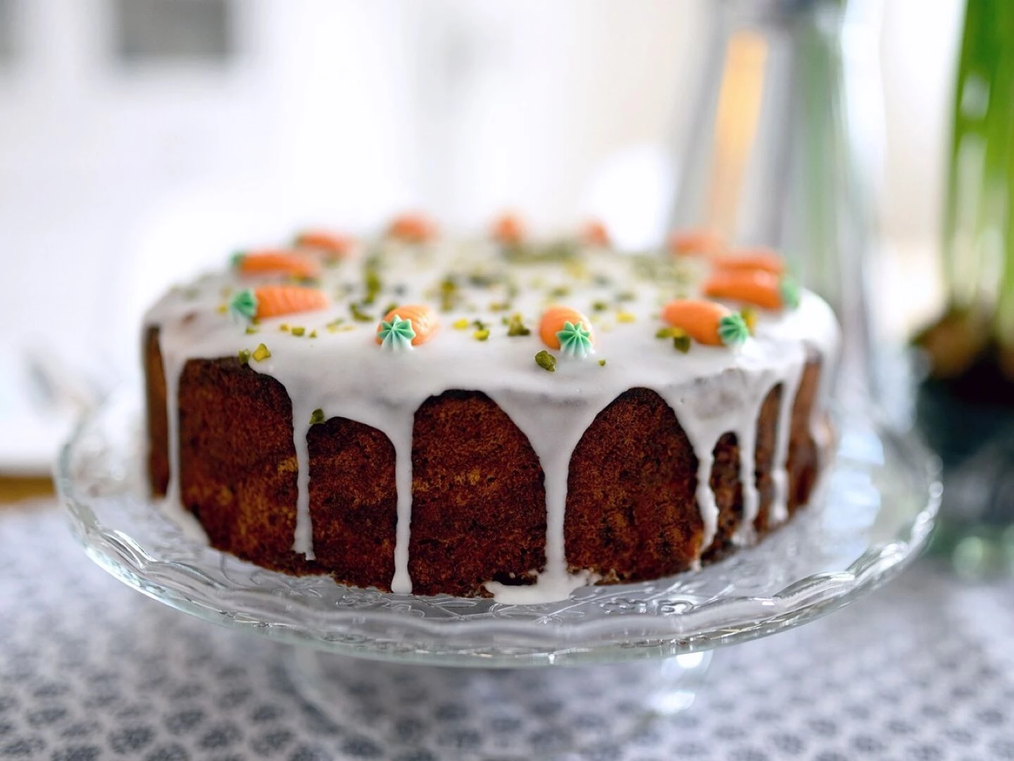 cake carrot cake cake stand