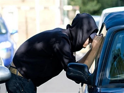 car-theft-pic