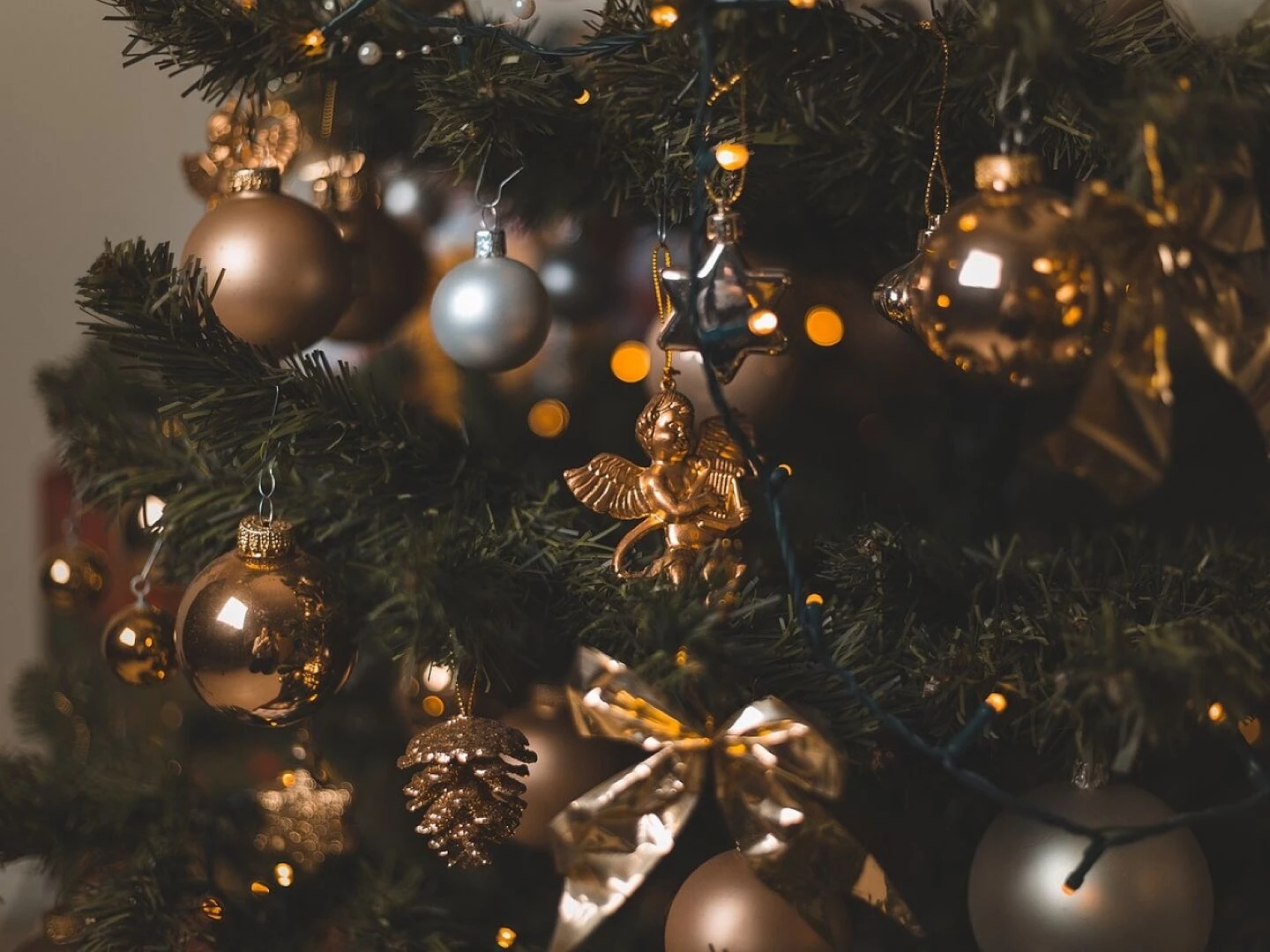 christmas tree ornaments christmas