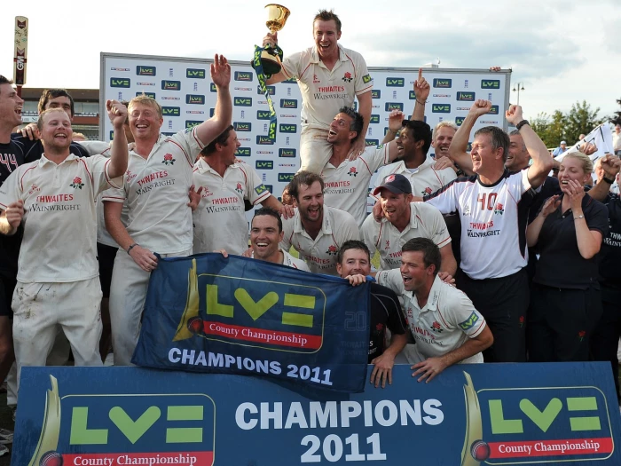 cricket  lv county championship  somerset vs lancashirethe lancashire team celebrate with the championship trophy at the county ground taunton