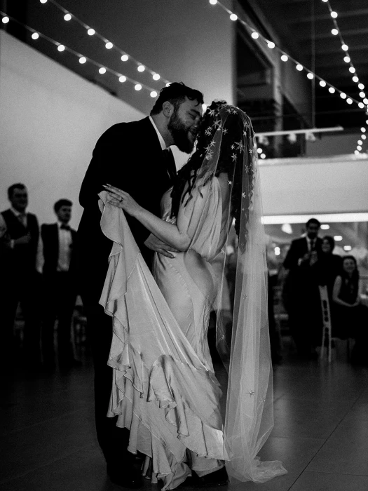 dancing couple bespoke juliet veil stars p