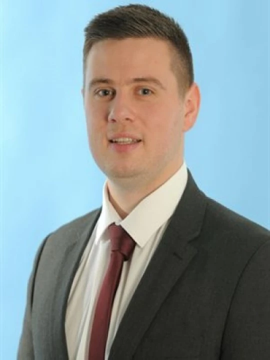 domrogersyouthambassador300x351