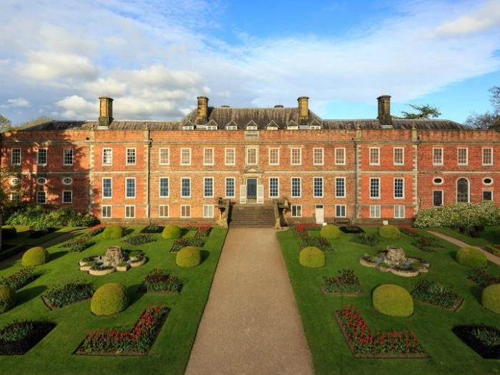 erddig2 elevated brighter house john miller national trust images