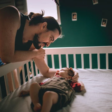 fatherlookingathisbaby4374504