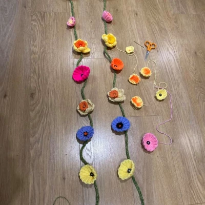 flower on cord judith