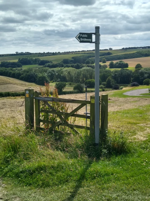 gate  sign