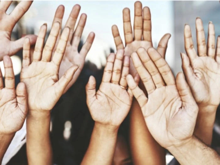 hands up