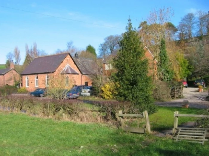 higher wych church