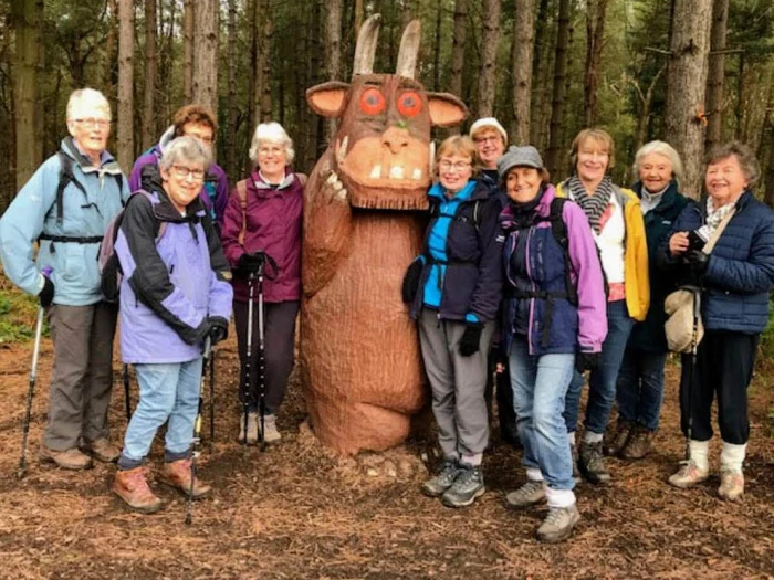 kelsall wi members meet the gruffalo
