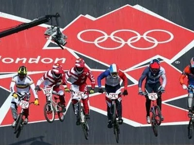 london-2012-olympic-track-bikers