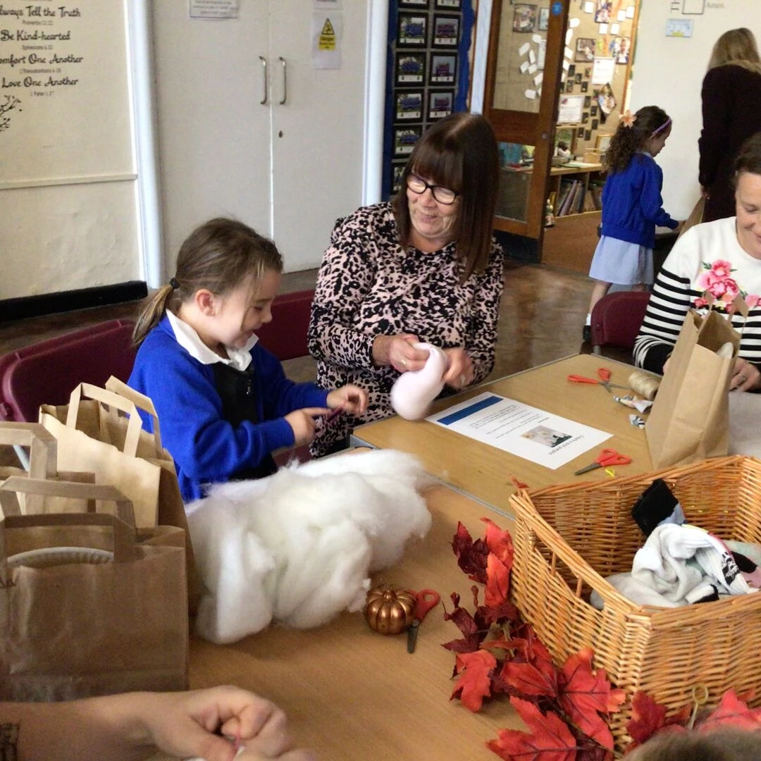 messy church y1