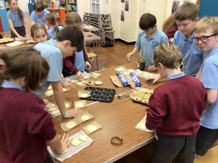 mince pie making