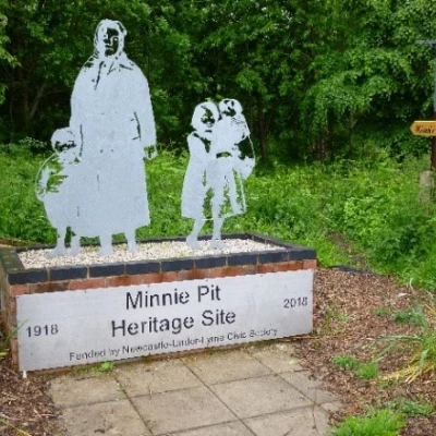 minnie pit heritage site entrance