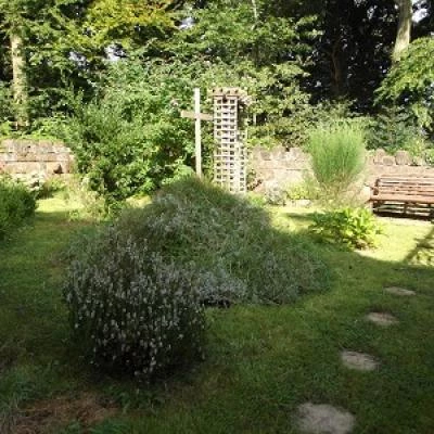 oakmere garden