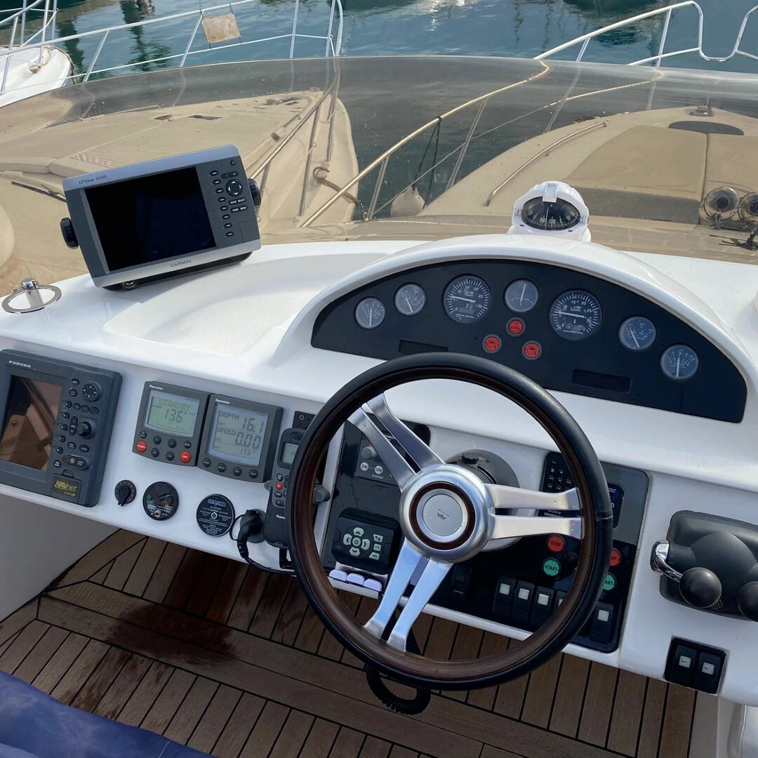 outdoor cockpit