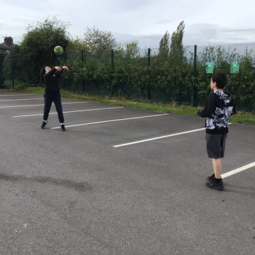 pe