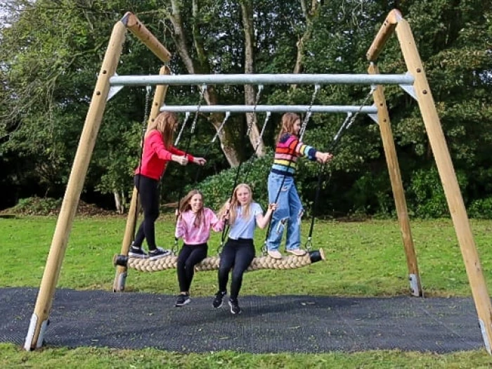 playdale snake swing