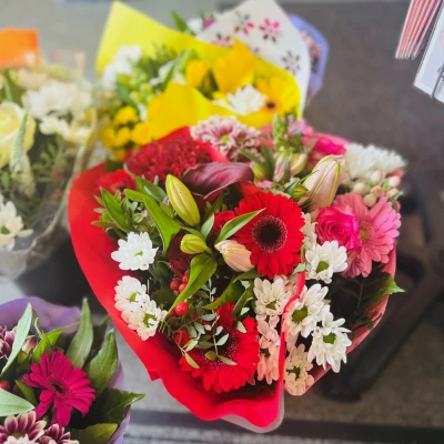 post office flowersimage3239