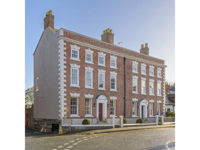 the flaggs and hamilton house on church street